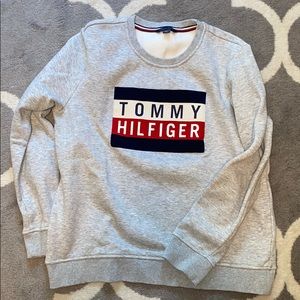 Tommy Hilfiger Crewneck (never worn)
